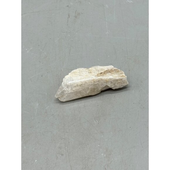 Raw Quartz Crystal Point Specimen 2.5x1" READ - Picture 6 of 8